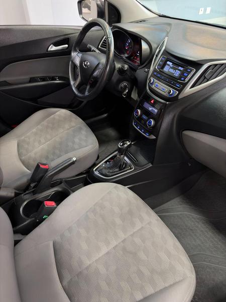 Hyundai HB20S 1.6 Premium 16V Flex 4P Automático - foto 12