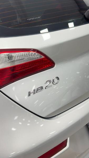 Hyundai HB20 1.0 Comfort - foto 10