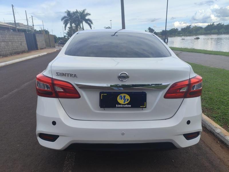 Nissan Sentra 20s Flex - foto 8