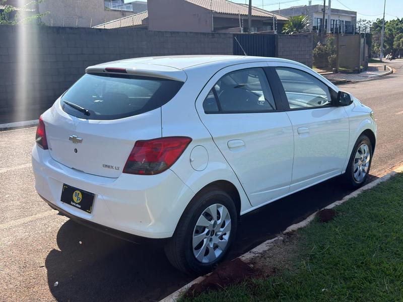 Chevrolet Onix LT 1.4 ? - foto 5