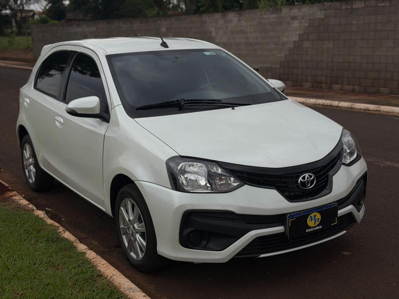 Toyota Etios X Plus 1.5 Automático ? - foto 3