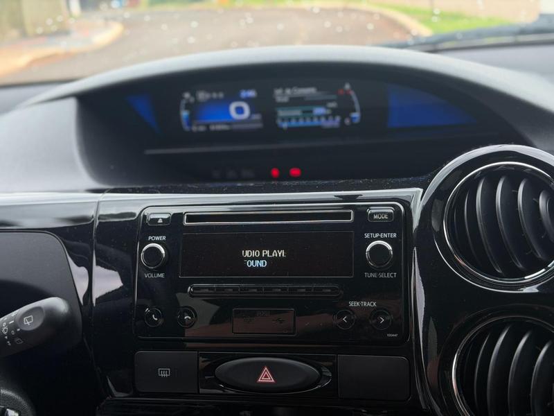 Toyota Etios X Plus 1.5 Automático ? - foto 10
