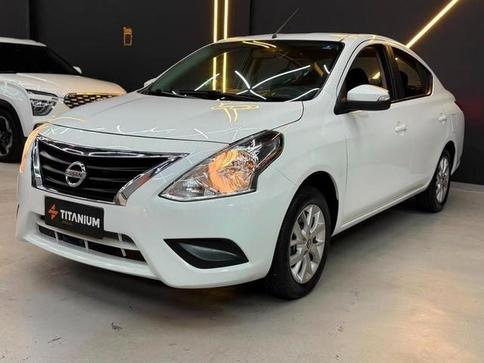 NISSAN VERSA 16 SV