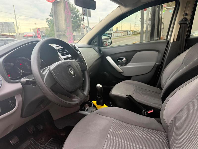 Renault Logan Expr 1016V - foto 9