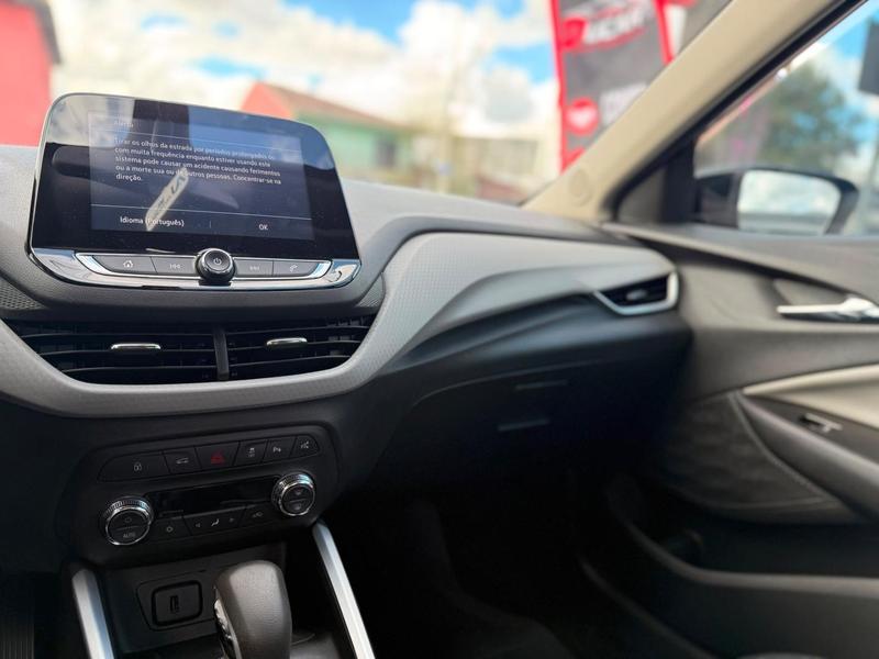 Chevrolet Onix Plus 10tat - foto 9