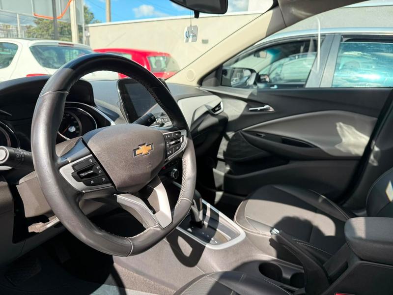 Chevrolet Onix Plus 10tat - foto 7