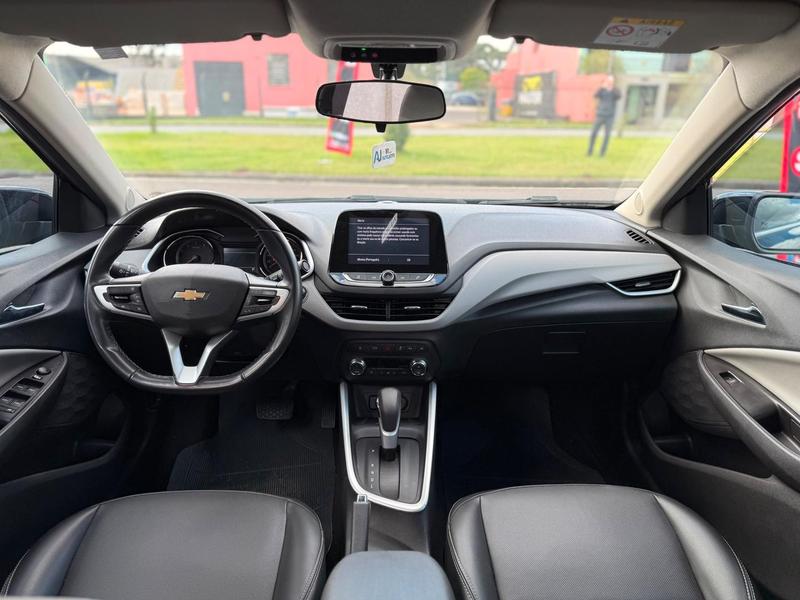 Chevrolet Onix Plus 10tat - foto 12