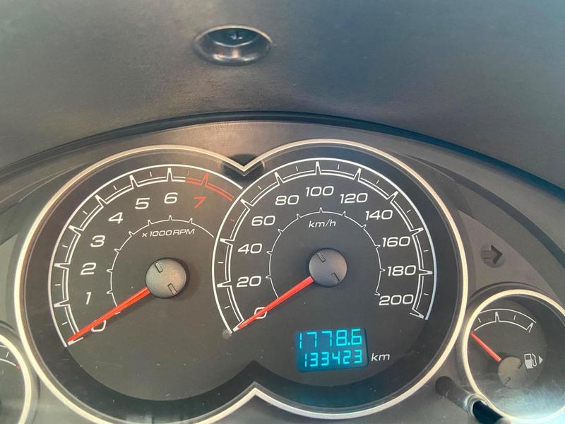 Chevrolet Celta 10l LT - foto 13