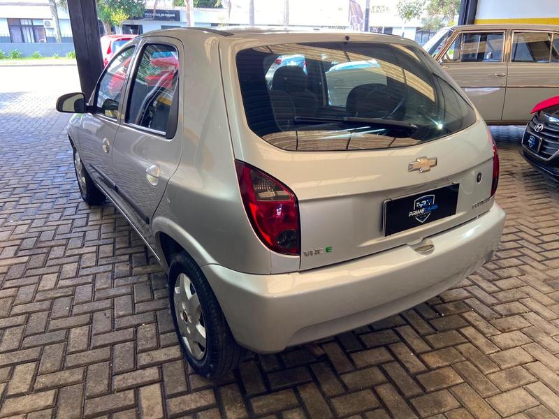 Chevrolet Celta 10l LT - foto 4