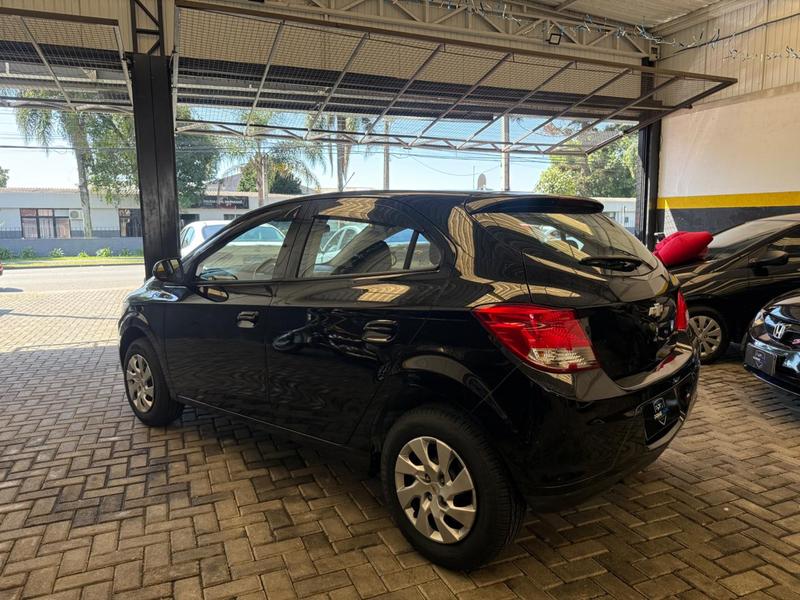 Chevrolet Onix 1.0 LT 8V Flex 4P Manual - foto 17