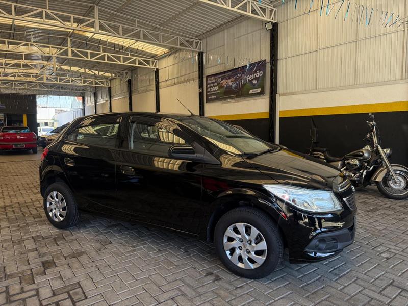 Chevrolet Onix 1.0 LT 8V Flex 4P Manual - foto 19