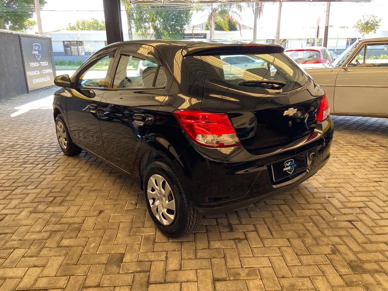 Chevrolet Onix 1.0 LT 8V Flex 4P Manual - foto 5