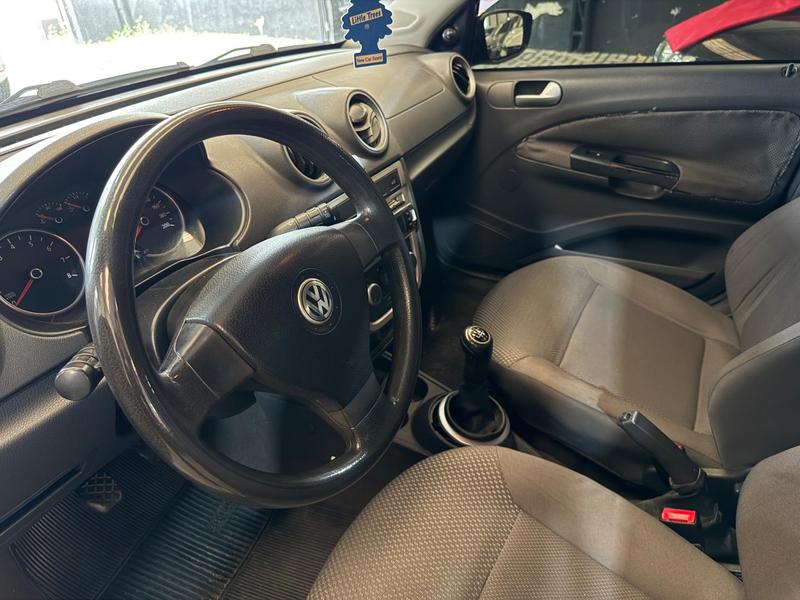 Volkswagen Voyage 1.0 - foto 13