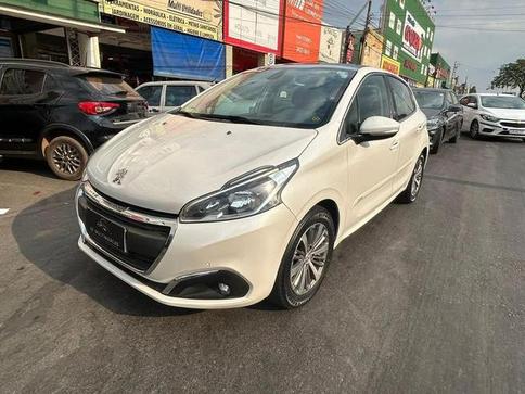 PEUGEOT 208 GRIFFE AT