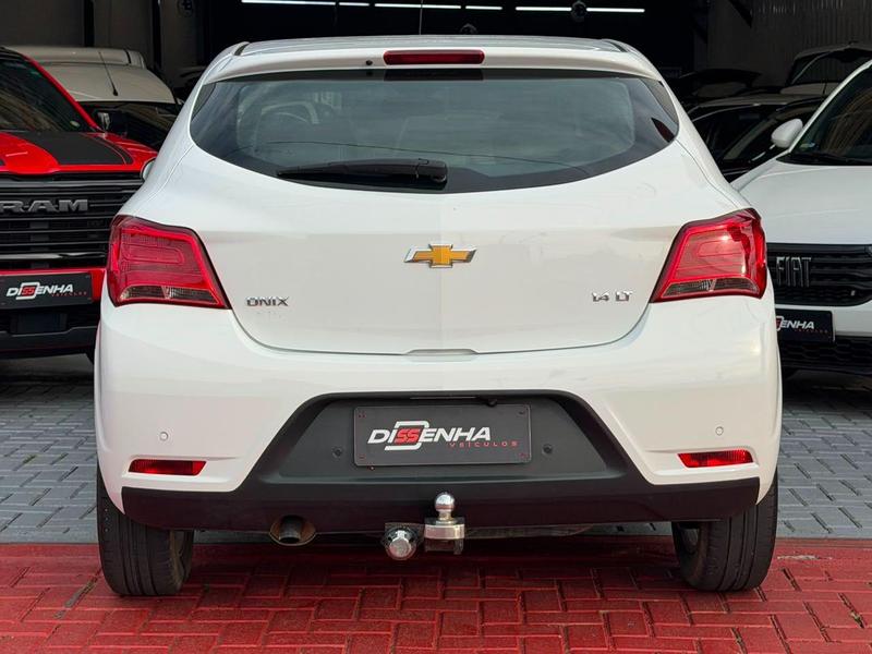 Chevrolet Onix 14mt LT - foto 5