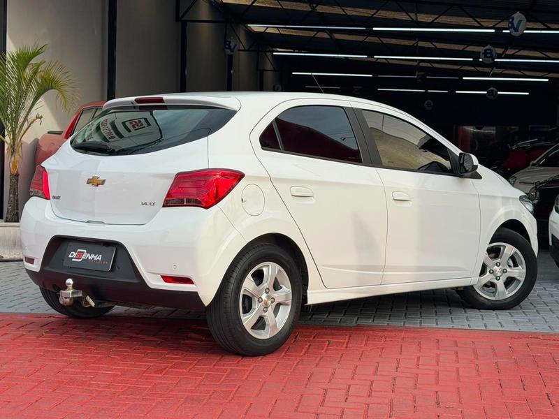 Chevrolet Onix 14mt LT - foto 4