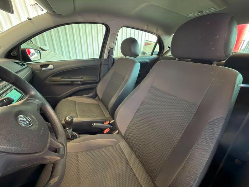 Volkswagen Voyage 16l - foto 8