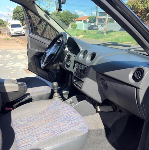 Chevrolet Celta 4P Spirit - foto 12