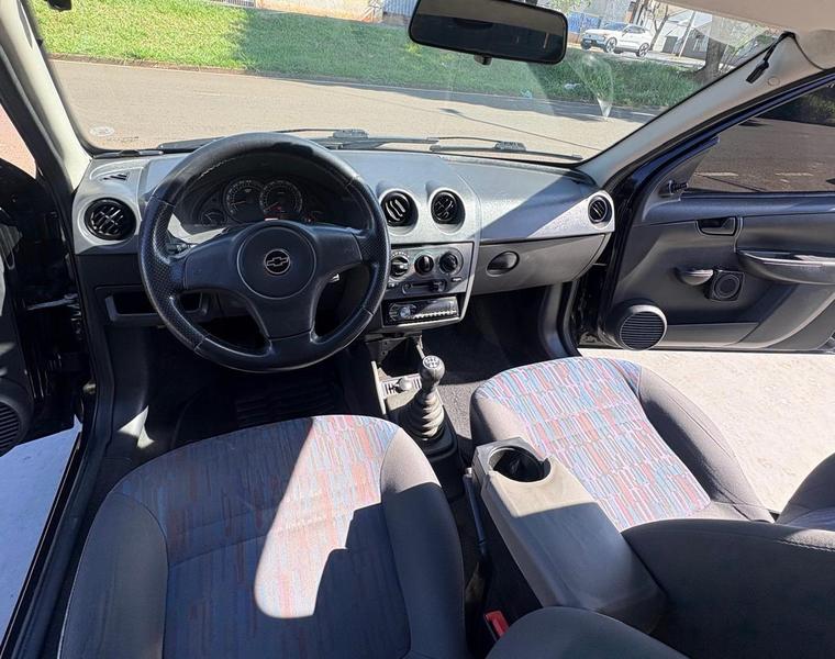 Chevrolet Celta 4P Spirit - foto 4