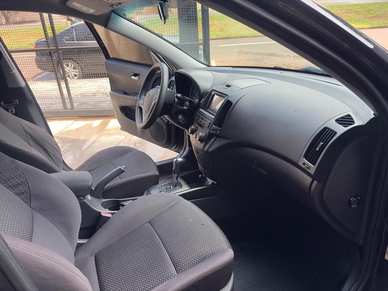 Hyundai i30 2.0 - foto 5