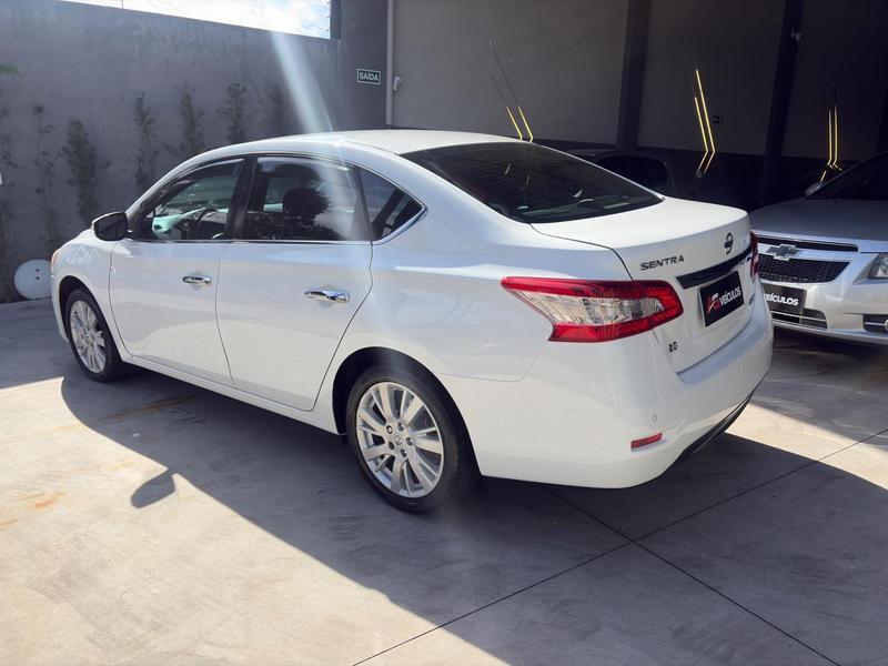 Nissan Sentra 20sl CVT - foto 4
