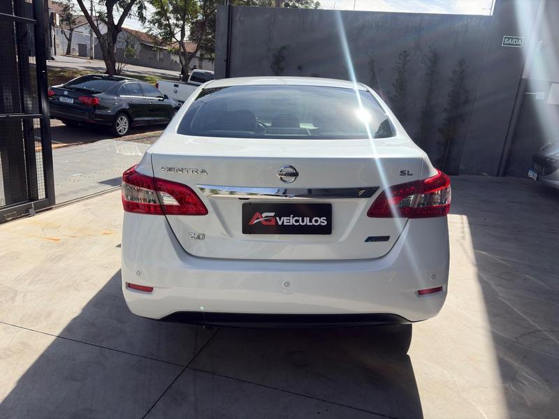 Nissan Sentra 20sl CVT - foto 5