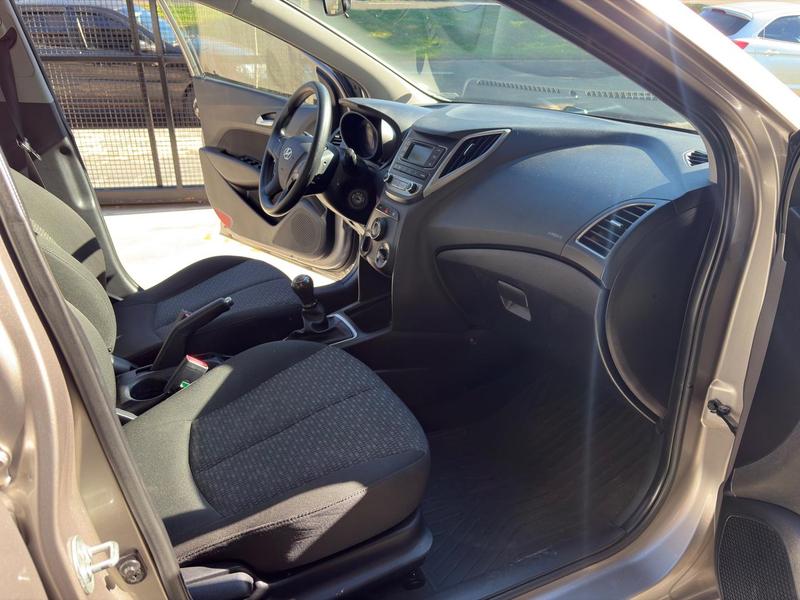 Hyundai HB20 1.0 M Comfor - foto 9