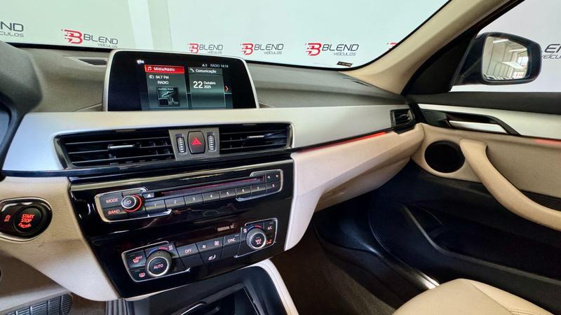 BMW X1 S 20i Active Flex - foto 8