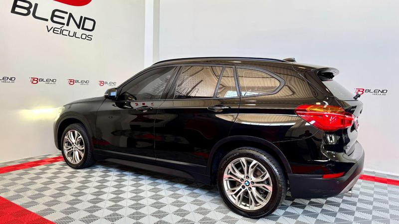 BMW X1 S 20i Active Flex - foto 4