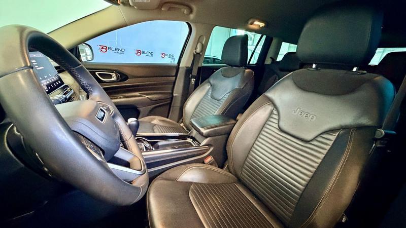 Jeep Commander Lim T270 - foto 10