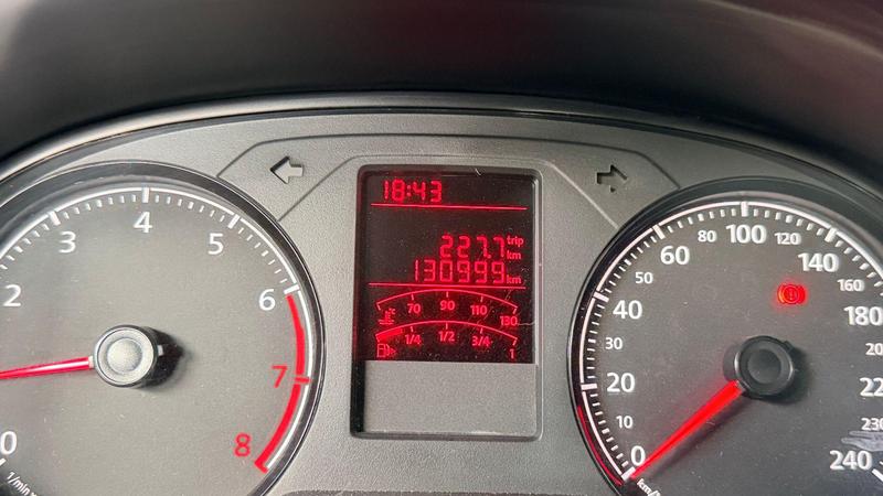 Volkswagen Saveiro Rb Mbvs - foto 8