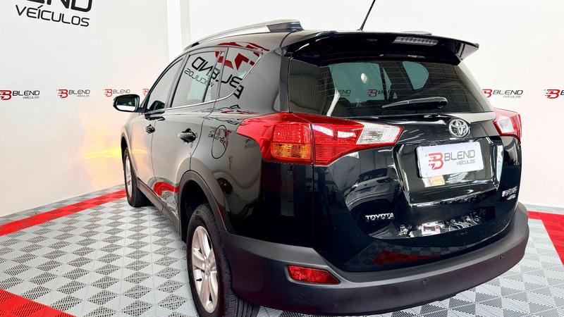 Toyota RAV4 20l 4X4 - foto 12