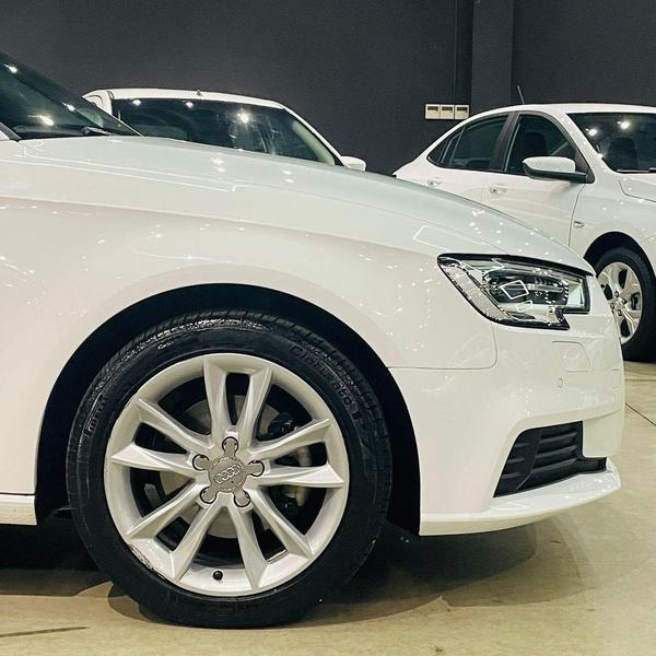 Audi A3 Spb 122cv - foto 9
