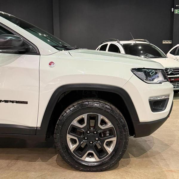 Jeep Compass Trailhawk D - foto 4