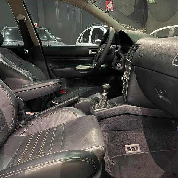 Volkswagen Golf 1.6 Sportline - foto 11