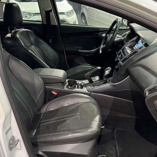 Ford Focus Sedan 2.0 16V 2.0 16V Flex 4P Aut. - foto 12