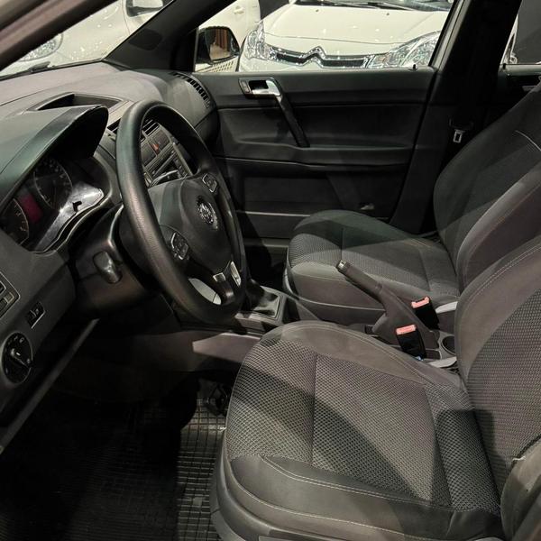 Volkswagen Polo 1.6 Sportline - foto 11