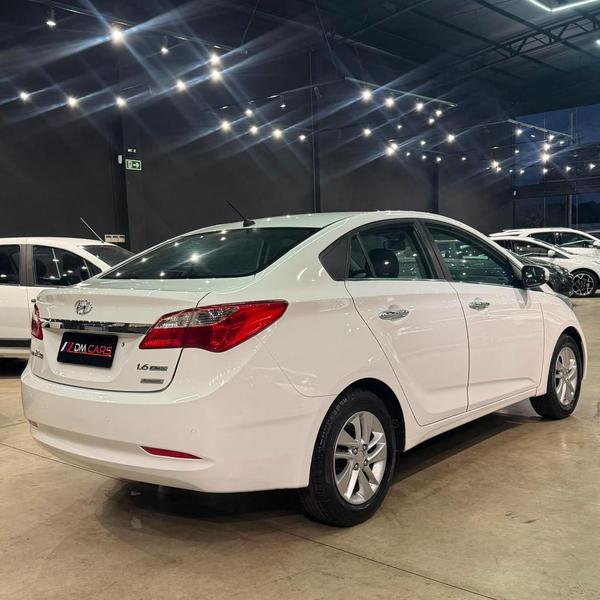 Hyundai HB20S 1.6 A Premium - foto 6