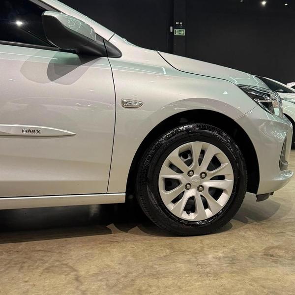 Chevrolet Onix 10mt LT - foto 7