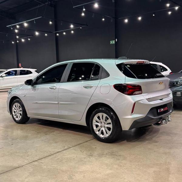 Chevrolet Onix 10mt LT - foto 4