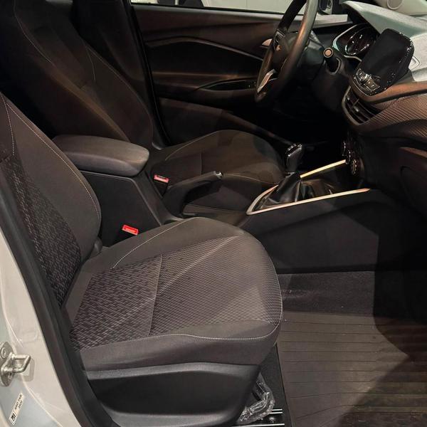 Chevrolet Onix 10mt LT - foto 11