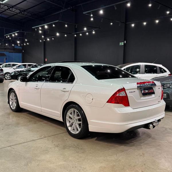 Ford Fusion - foto 6