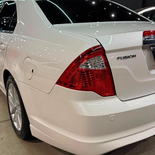Ford Fusion - foto 9