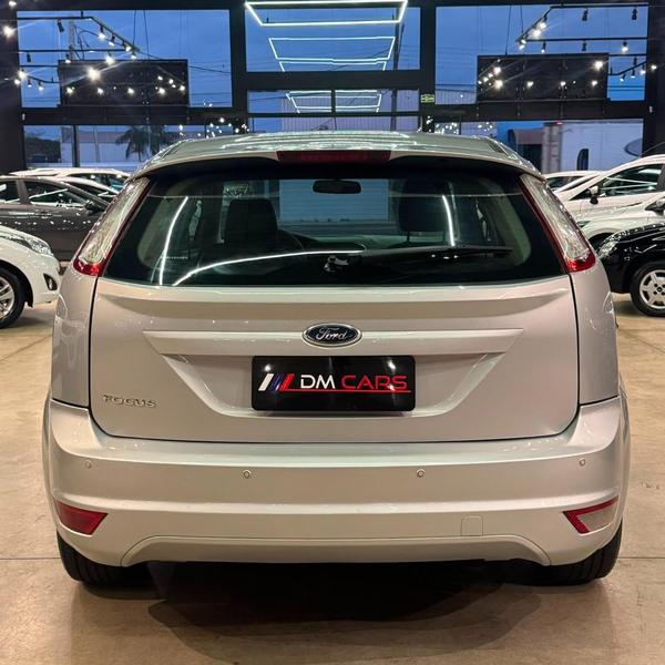 Ford Focus Sedan 1.6 1.6 Flex 8V 16V 4P Mec. - foto 5