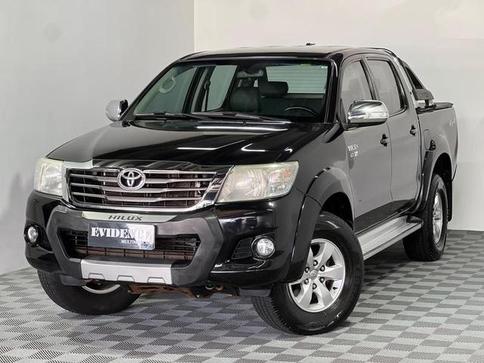 TOYOTA HILUX CD4X4 SRV