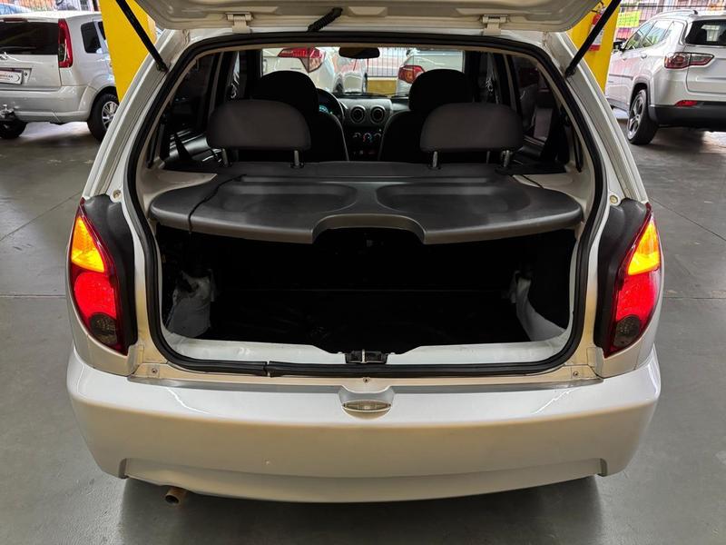 Chevrolet Celta 10l LT - foto 12