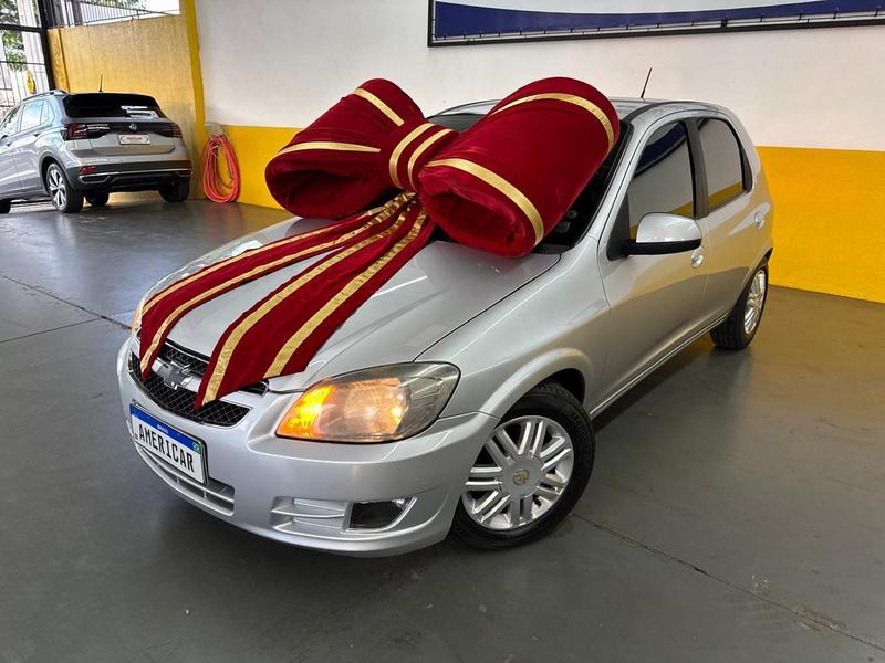 Chevrolet Celta 10l LT - foto 6
