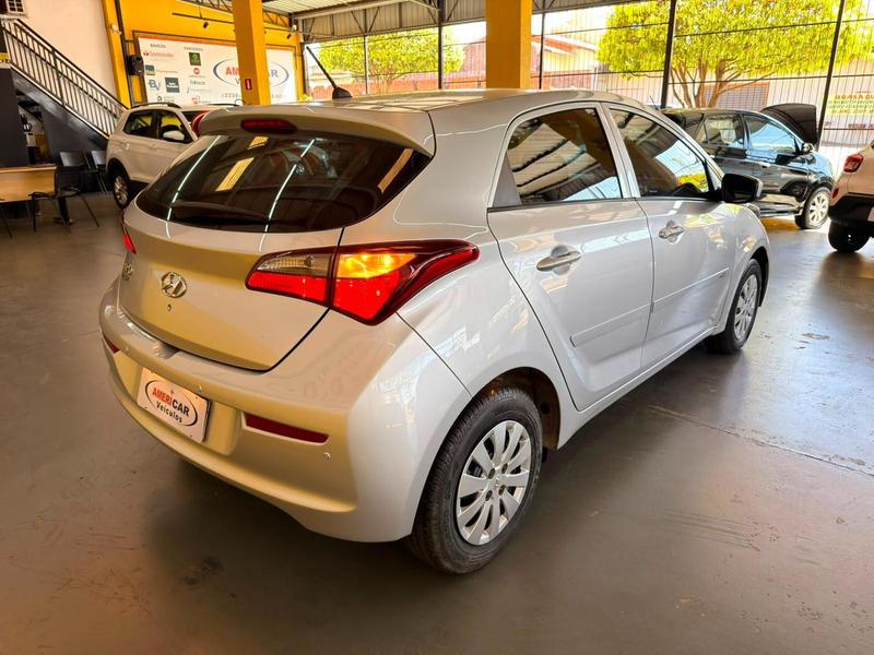 Hyundai HB20 10m Unique - foto 11