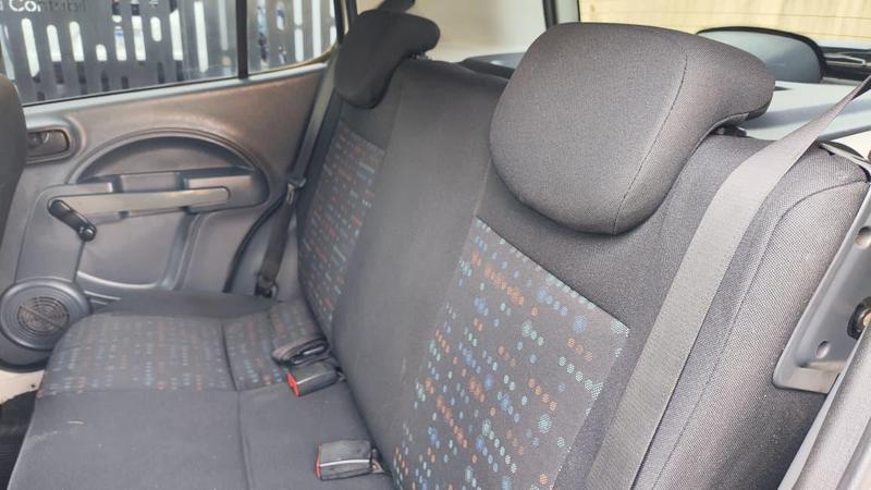 Fiat Uno Vivace 1.0 - foto 9