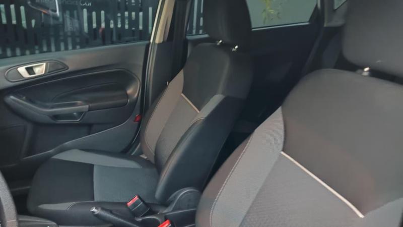 Ford Fiesta 10sel Gtdi A - foto 8